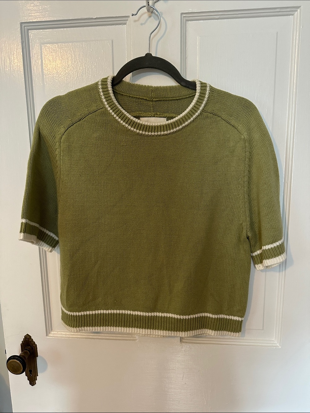 Abercrombie & Fitch Olive Short-Sleeve Crew Sweater with Cream Trim